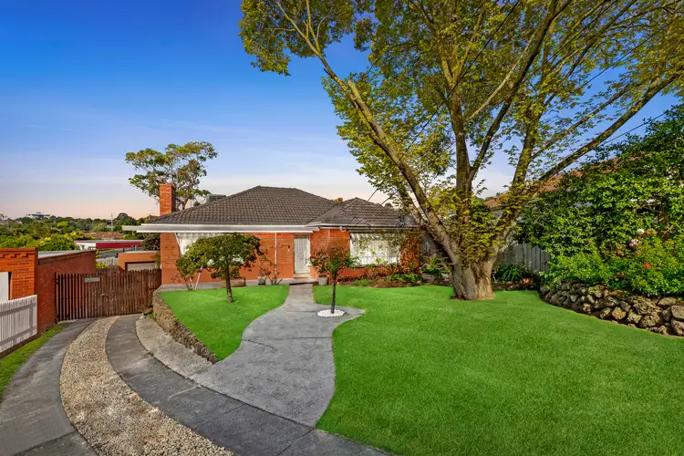 23 Oak Hill Road, Mount Waverley VIC 3149