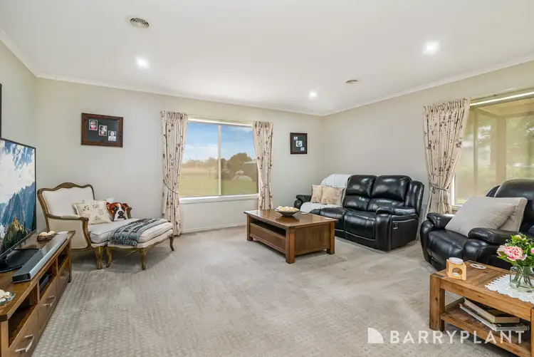 Fifth view of Homely house listing, 8 Willow Court, Kilmore VIC 3764