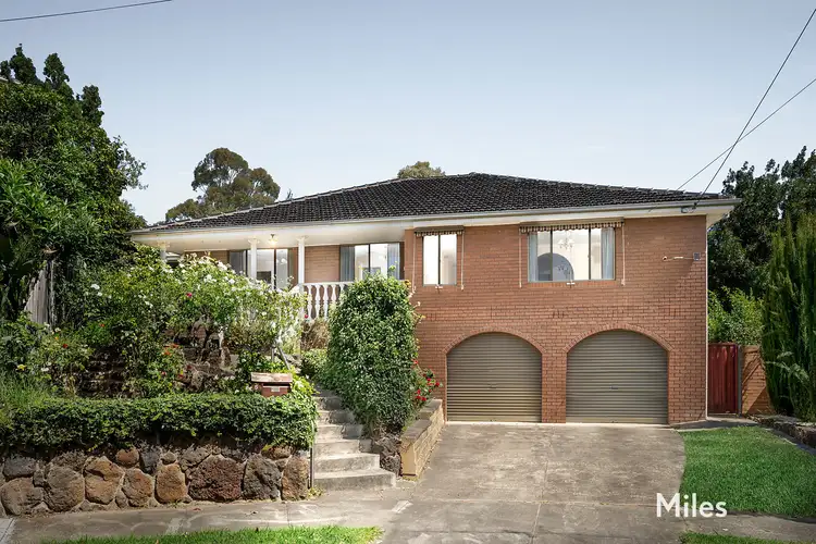 Main view of Homely house listing, 5 Barn Hill Close, Viewbank VIC 3084