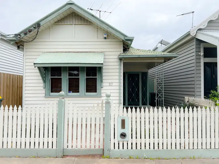 27 Twyford Street