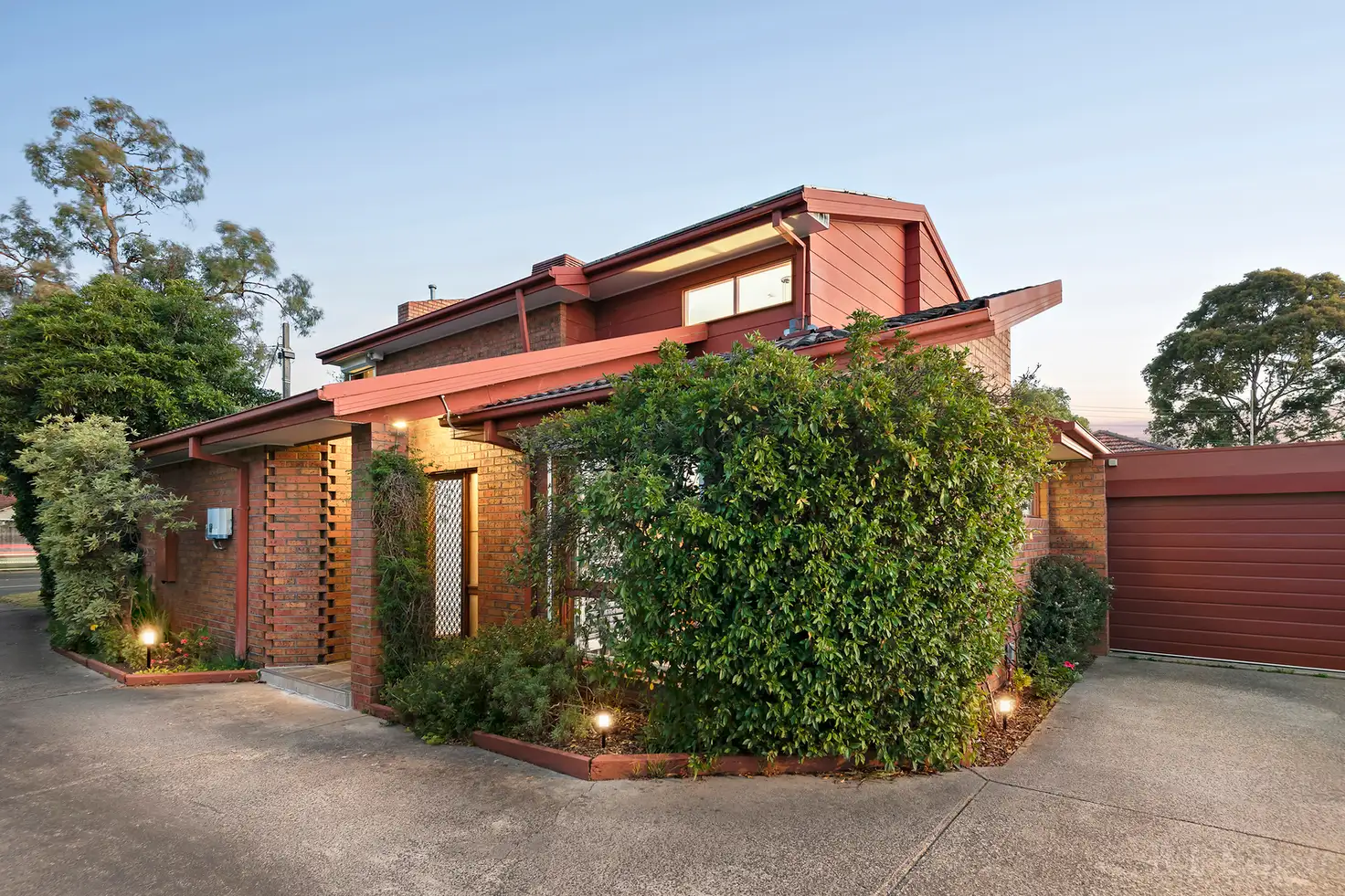 Main view of Homely townhouse listing, 1/260 Springvale Road, Nunawading VIC 3131