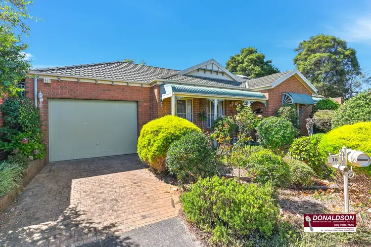 18 Magarra Crescent, Berwick VIC 3806