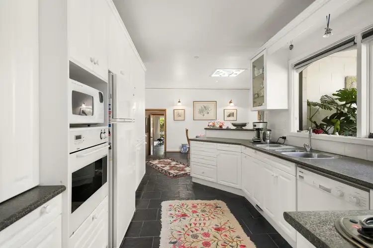 Fifth view of Homely house listing, 4 Thai Court, Mount Waverley VIC 3149