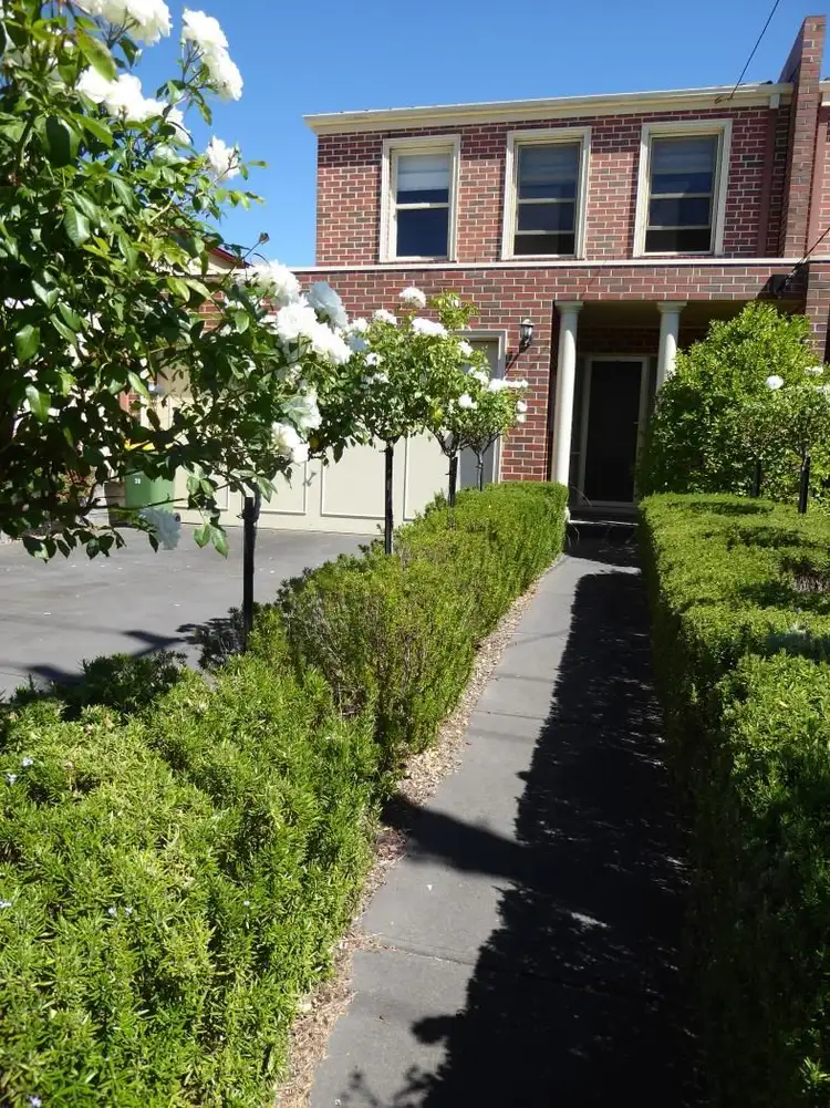 39 Leach Street, Briar Hill VIC 3088