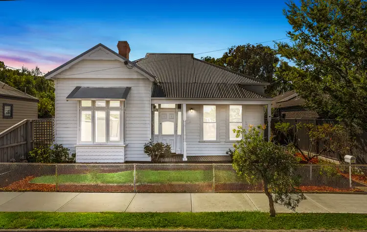 16 Ewen Street, Coburg VIC 3058