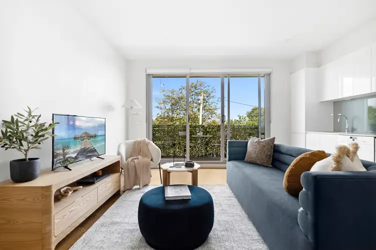 Third view of Homely apartment listing, 102/170 East Boundary Road, Bentleigh East VIC 3165