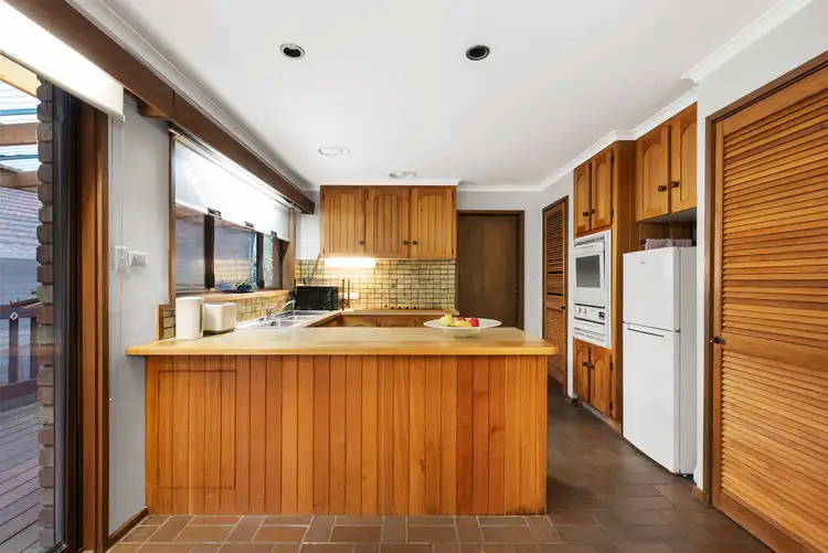 Fourth view of Homely house listing, 5 Miowera Green, Greensborough VIC 3088
