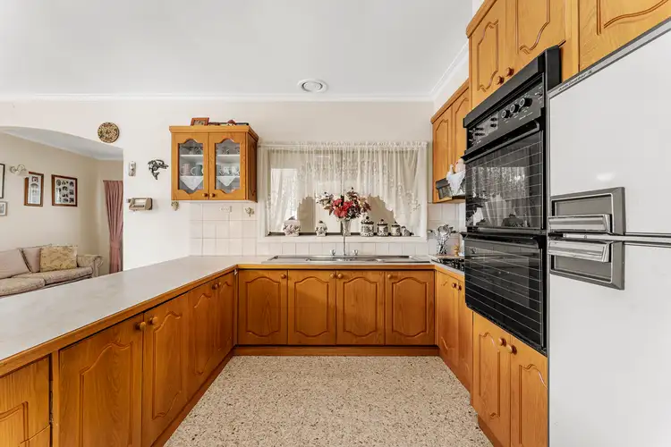 Second view of Homely house listing, 10 Lakeview Terrace, Templestowe Lower VIC 3107