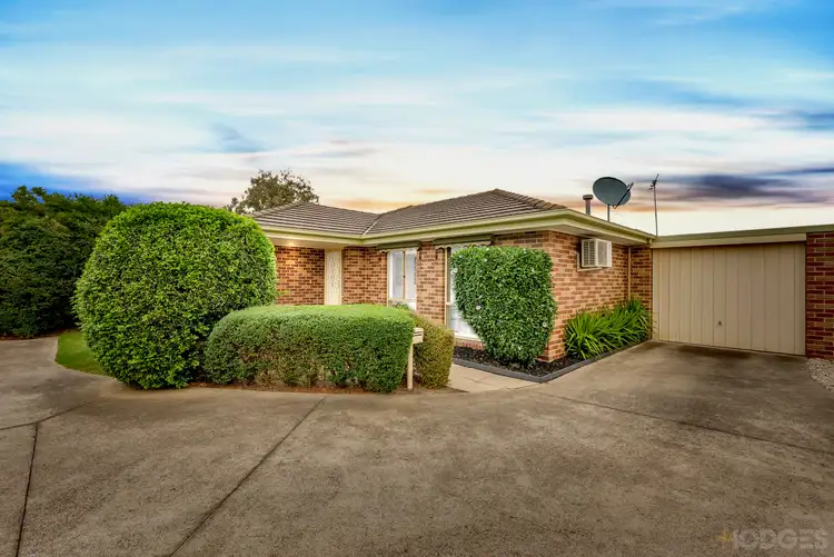 2 Banksia Court