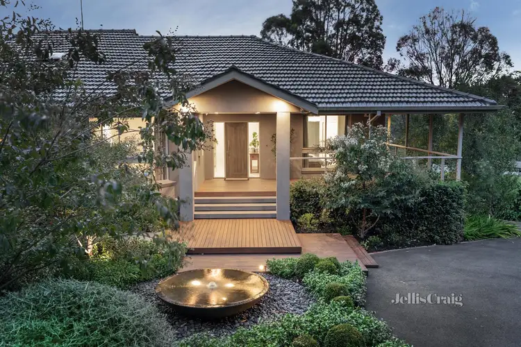 7 Fleming Court, Research VIC 3095