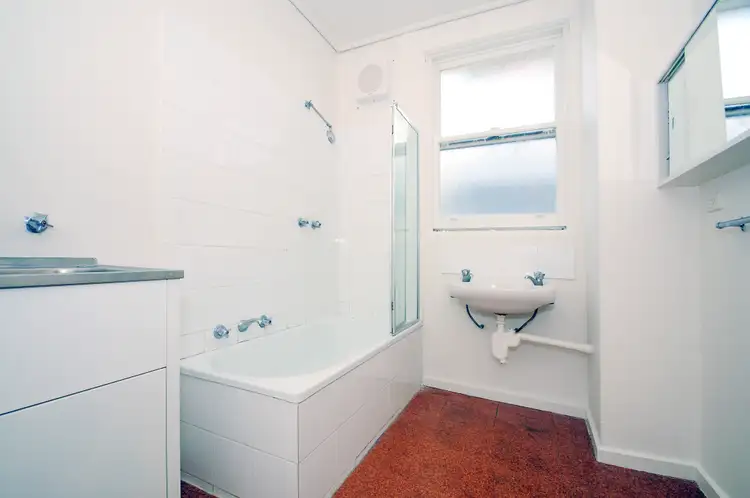 Sixth view of Homely apartment listing, 11/557 Glenferrie Road, Hawthorn VIC 3122