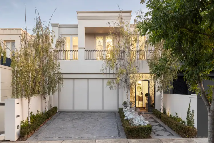 25 Mayfield Avenue