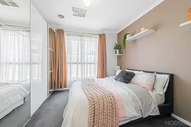 Fifth view of Homely house listing, 8 Howitt Court, Werribee VIC 3030