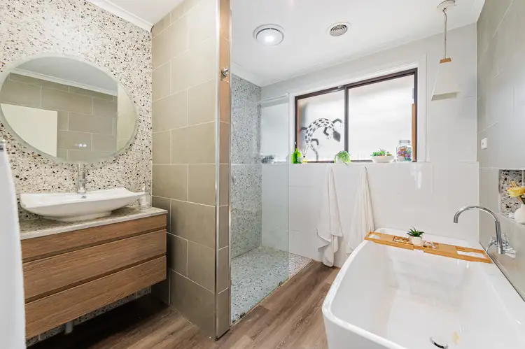 Sixth view of Homely house listing, 8 Howitt Court, Werribee VIC 3030