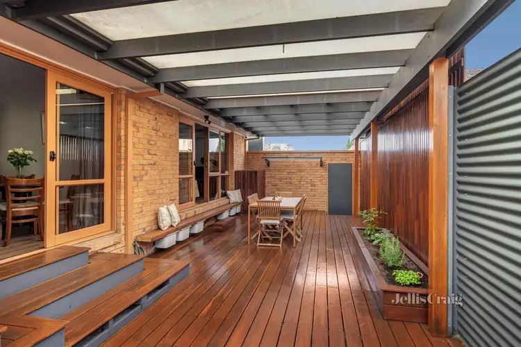 2/69 Coorigil Road, Carnegie VIC 3163
