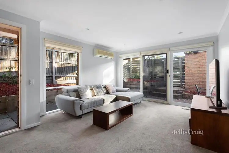 Main view of Homely unit listing, 2/6 Main Road, Lower Plenty VIC 3093