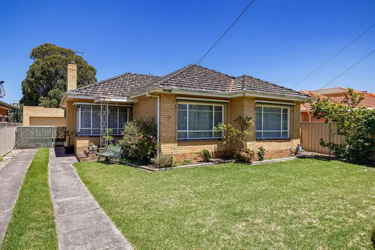 17 Pridham Street