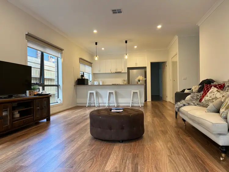 Fourth view of Homely house listing, 2 Elizabeth Ct, Mooroolbark VIC 3138