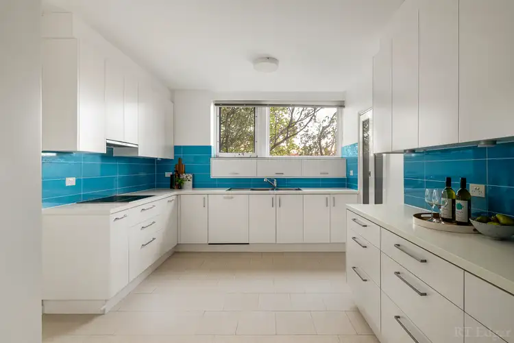 Sixth view of Homely apartment listing, 8/16 Woorigoleen Road, Toorak VIC 3142