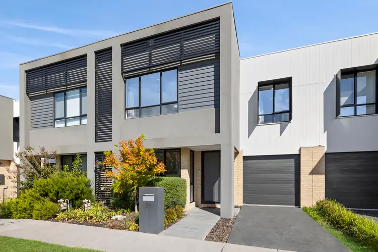 27 Jackson Green Boulevard, Clayton South VIC 3169