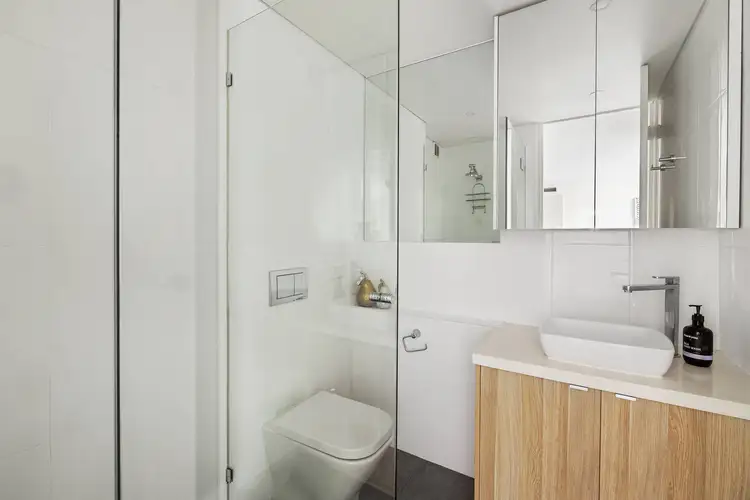 Fourth view of Homely apartment listing, 6/27 Queens Road, Melbourne VIC 3004