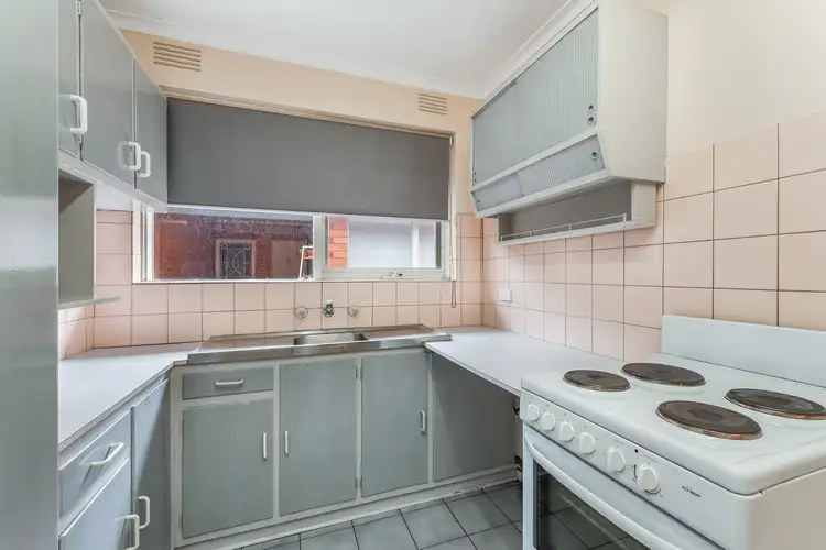 Sixth view of Homely apartment listing, 8/121 Tucker Road, Bentleigh VIC 3204