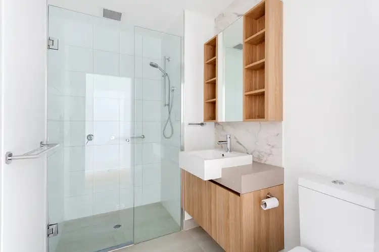 Fifth view of Homely apartment listing, 604/35 Plenty Road, Preston VIC 3072