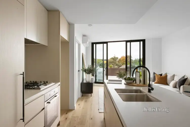 Third view of Homely apartment listing, 302/1023-1027 Heidelberg Road, Ivanhoe VIC 3079
