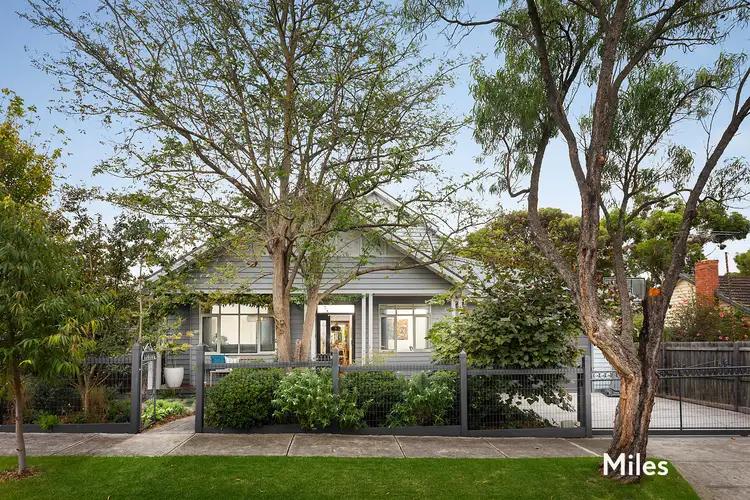 14 Cremean Avenue, Ivanhoe VIC 3079