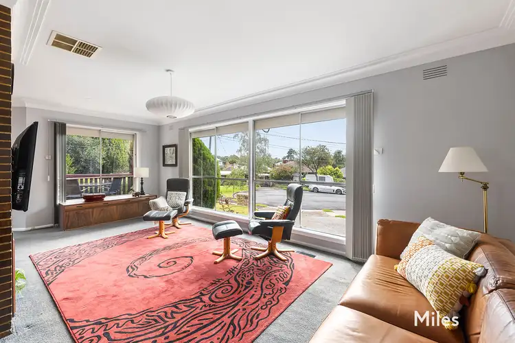 Fourth view of Homely house listing, 11 Leigh Court, Macleod VIC 3085