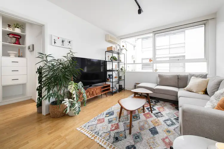 8/1 Celeste Court, St Kilda East VIC 3183