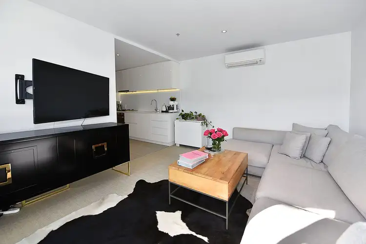 525 Mt Alexander Rd