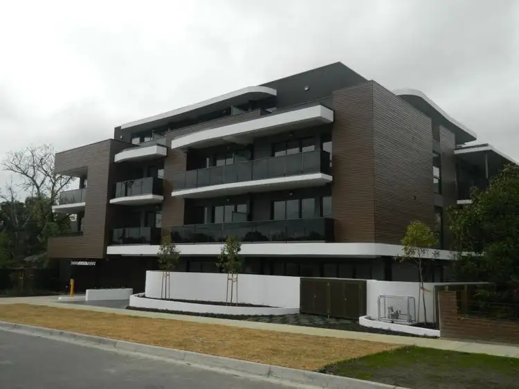 18 Queen Street
