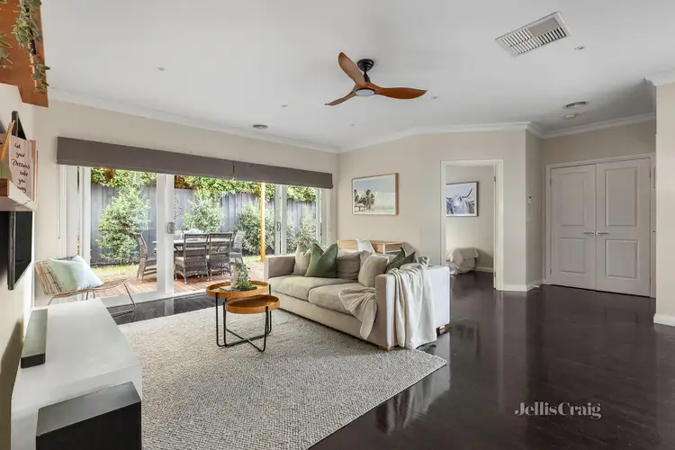 2/4 Hull Street, Bentleigh East VIC 3165