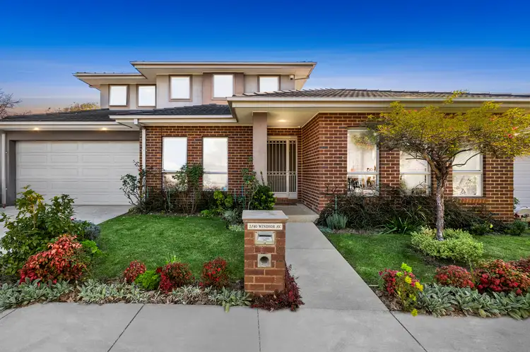 Main view of Homely townhouse listing, 2/40 Windsor Avenue, Mount Waverley VIC 3149