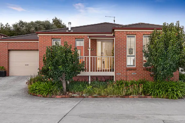 4 Newhaven Close, Mount Pleasant VIC 3350