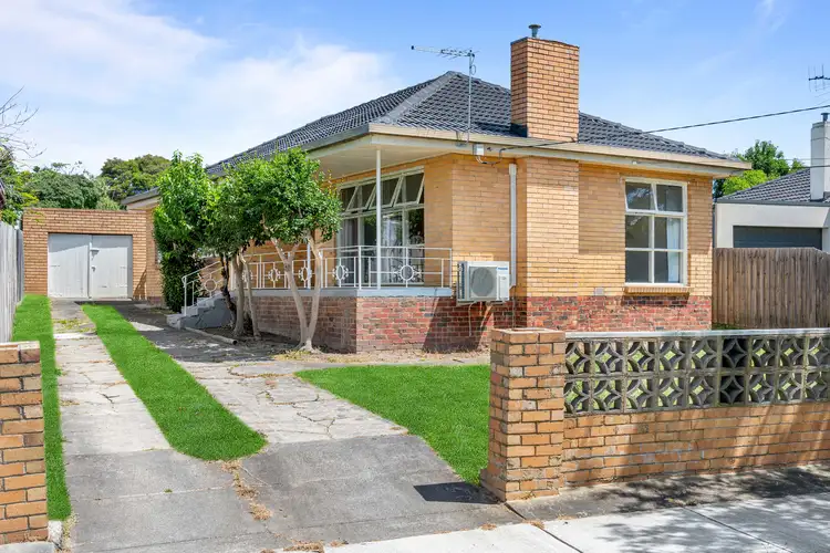 2 Ramsey Street, Burwood East VIC 3151