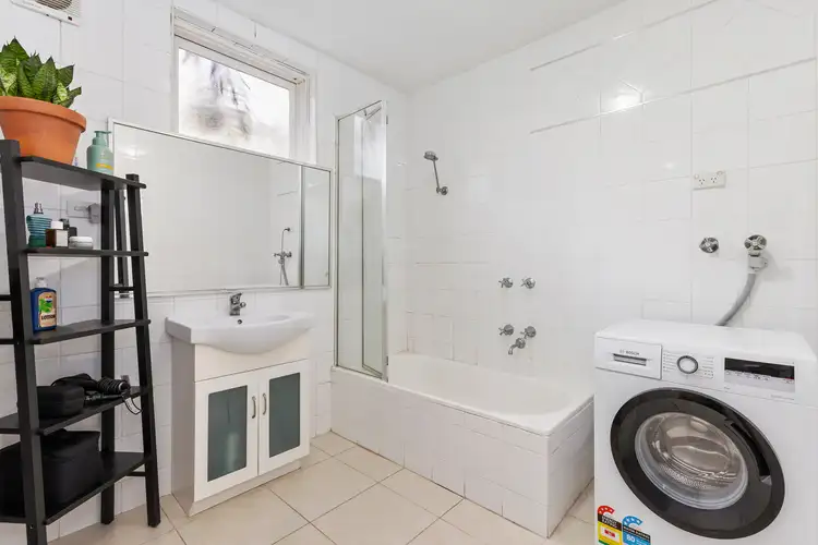Fifth view of Homely apartment listing, 4/165 Power Street, Hawthorn VIC 3122
