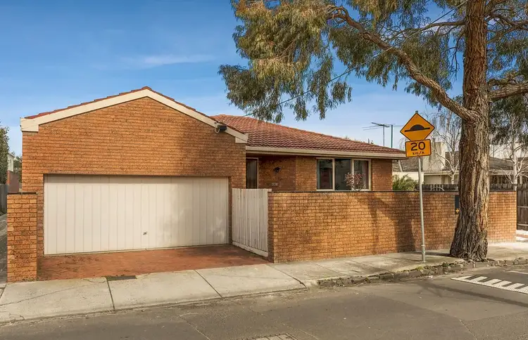 Main view of Homely unit listing, 1/1 Salisbury Street, Caulfield North VIC 3161