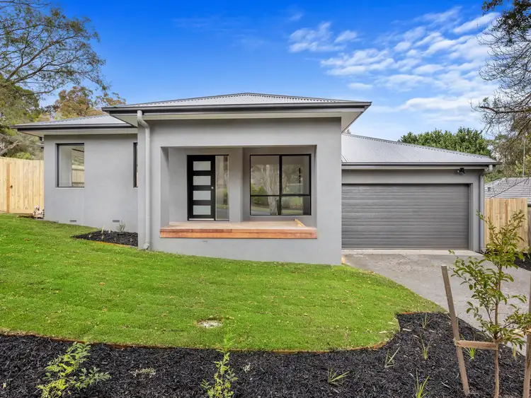 34 Batterbee Drive, Mooroolbark VIC 3138