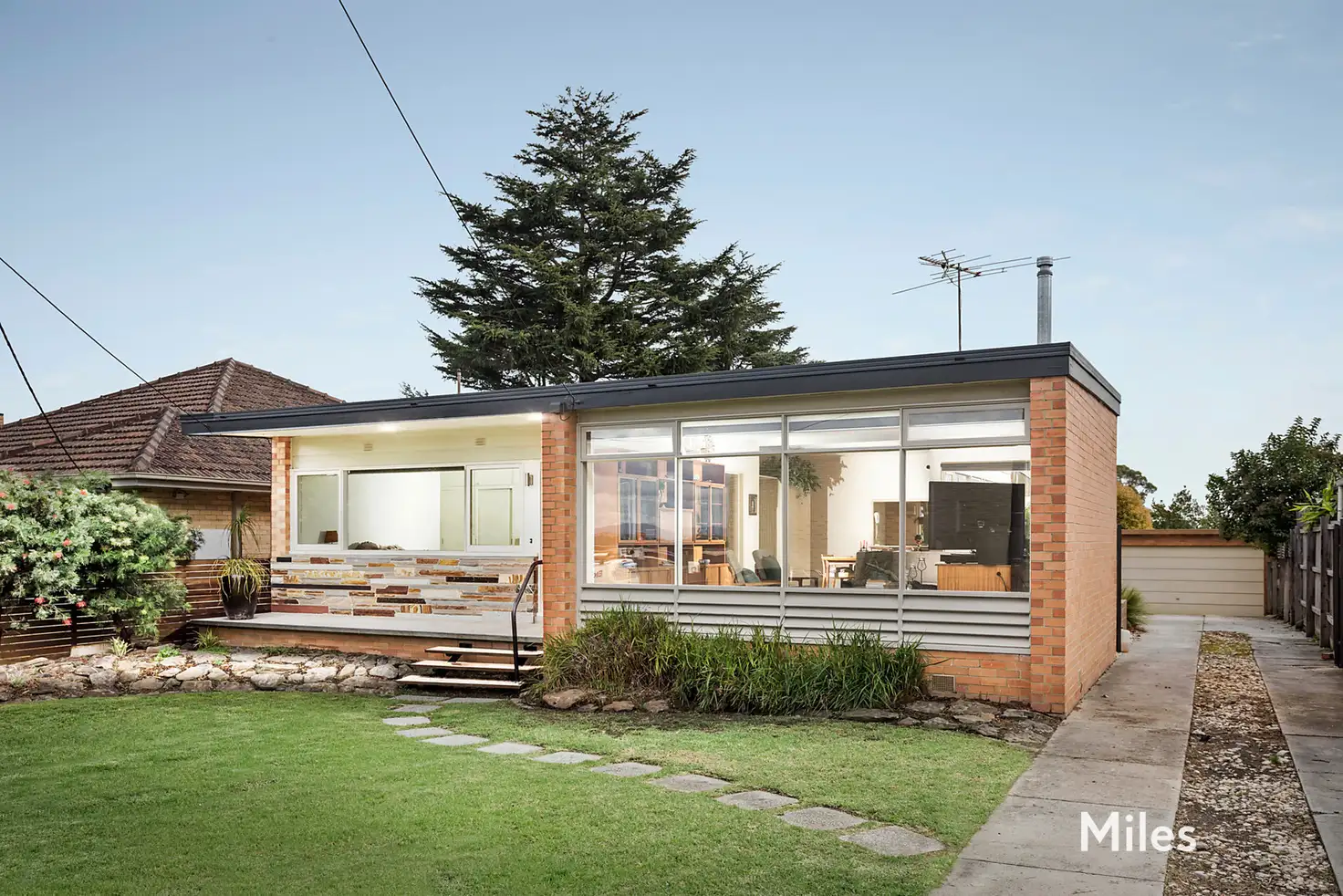 Main view of Homely house listing, 9 Nevin Parade, Viewbank VIC 3084