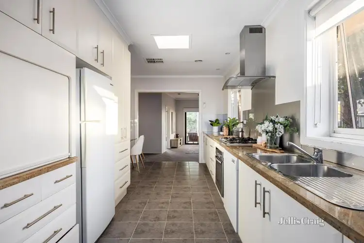 Fifth view of Homely house listing, 10 Sycamore Avenue, Mentone VIC 3194