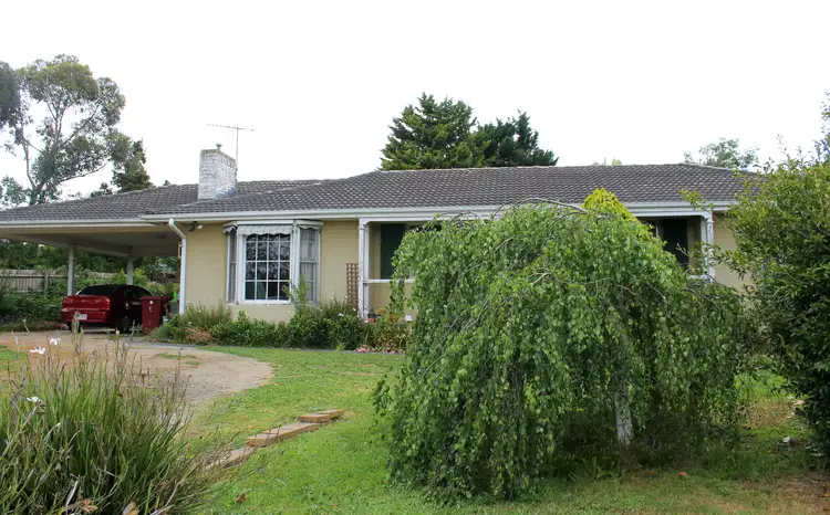 Third view of Homely house listing, 7 Clark Court, Berwick VIC 3806