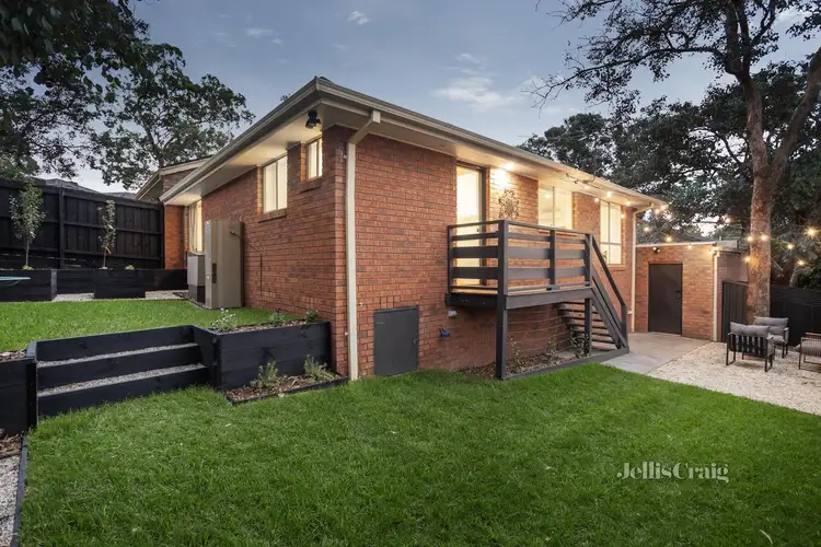5/2 Fernside Avenue, Briar Hill VIC 3088
