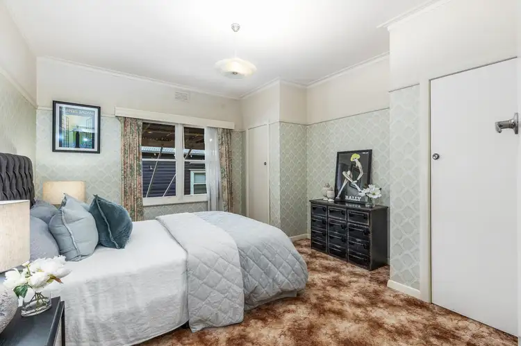 Sixth view of Homely house listing, 609 Doveton Street North, Soldiers Hill VIC 3350