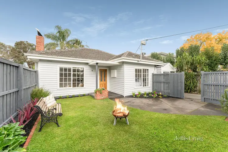 24 Brownfield Street, Parkdale VIC 3195