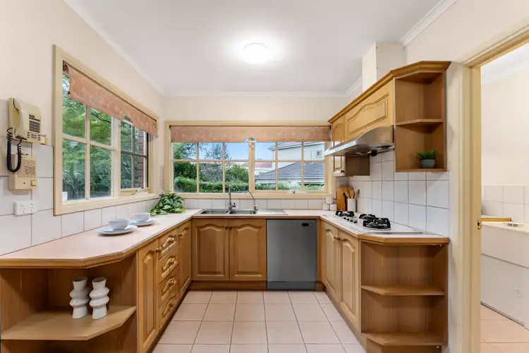 Fifth view of Homely unit listing, 2/9 Asquith Street, Kew VIC 3101