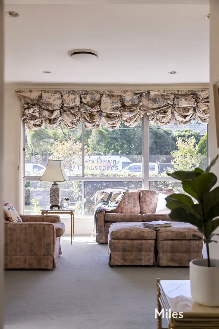 Fifth view of Homely house listing, 8 Lochabar Court, Ivanhoe VIC 3079