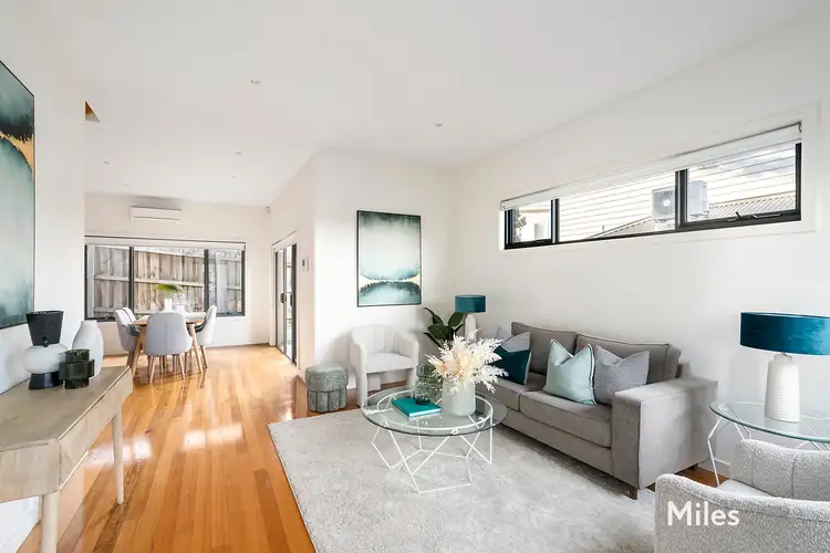 Third view of Homely townhouse listing, 2/20 Silk Street, Rosanna VIC 3084