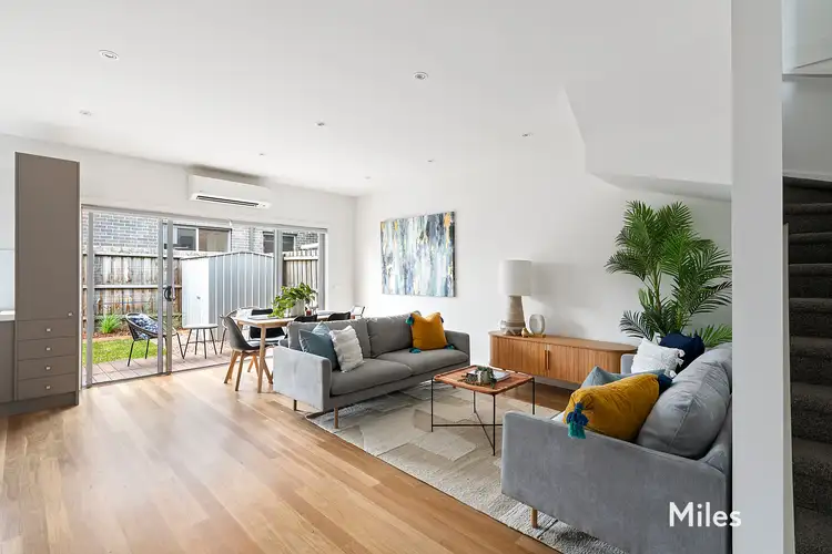 Fourth view of Homely townhouse listing, 27 Dalveen Road, Ivanhoe VIC 3079